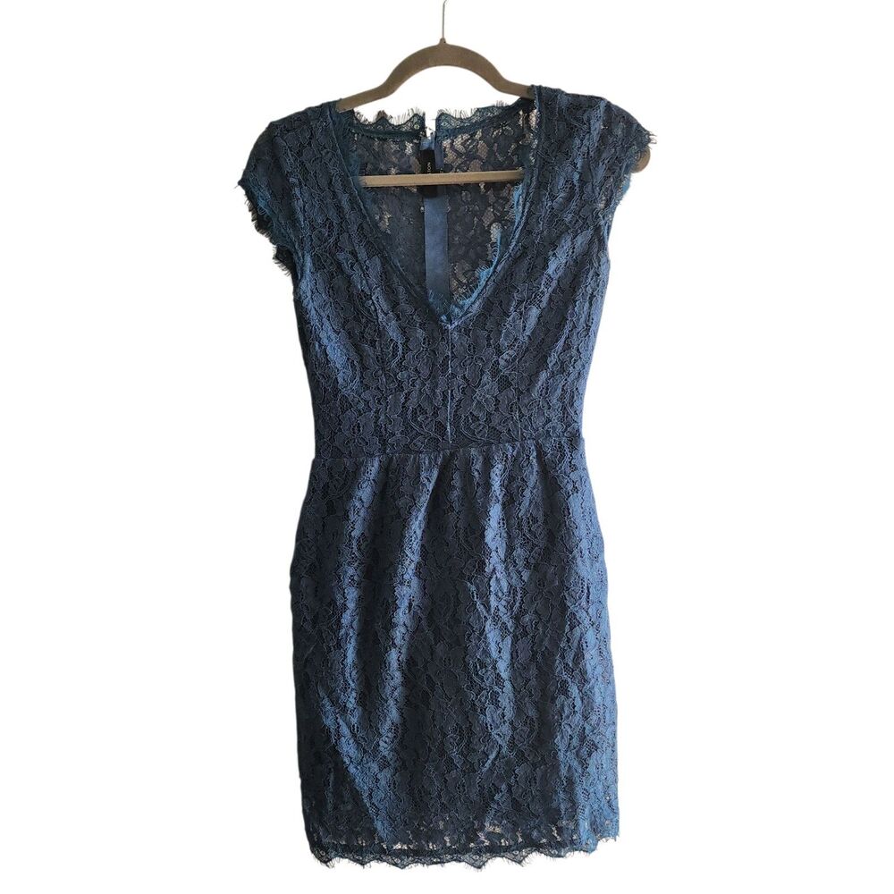 Aritzia Babaton Tobias‎ Mini Dress Womens Sz 2 Allover Lace Going Out Party HOCO